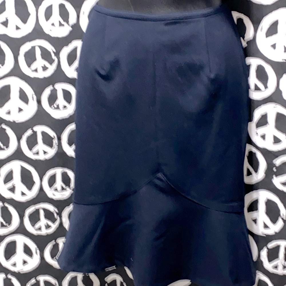CALVIN KLEIN BLACK SKIRT SZ 2P LINED REAR ZIP